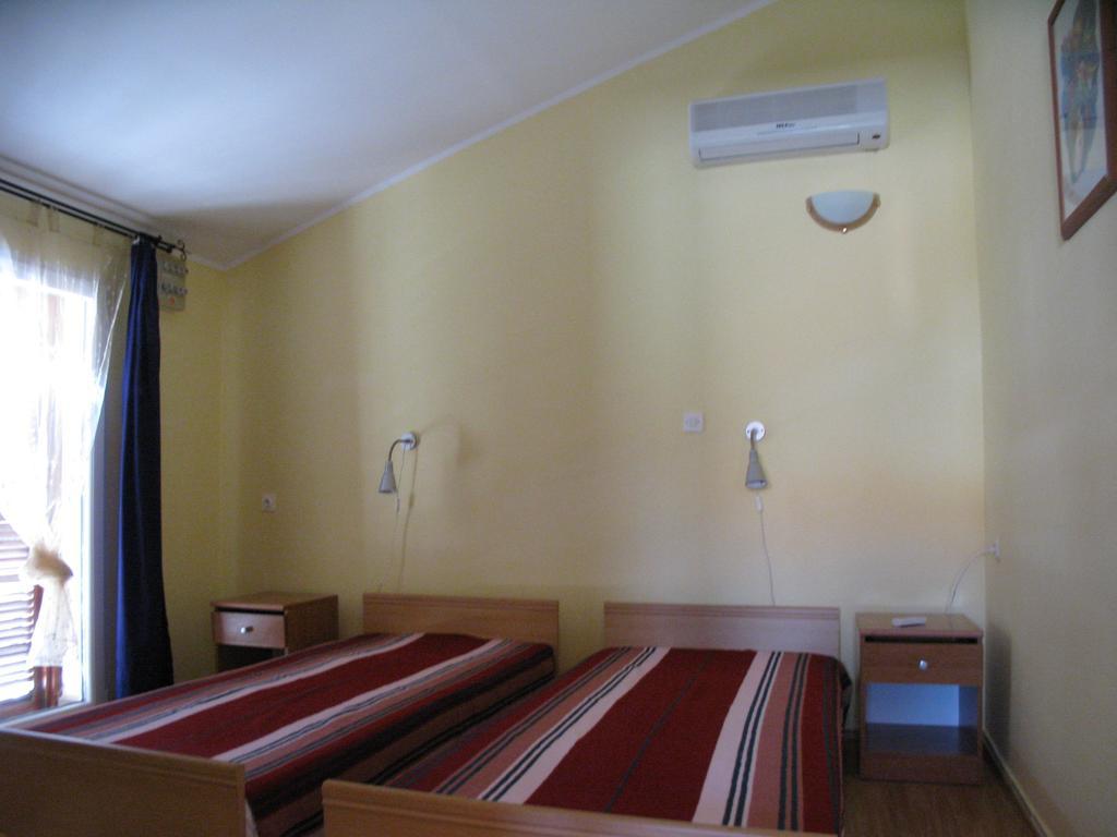 Apartments Anna Zadar Bagian luar foto